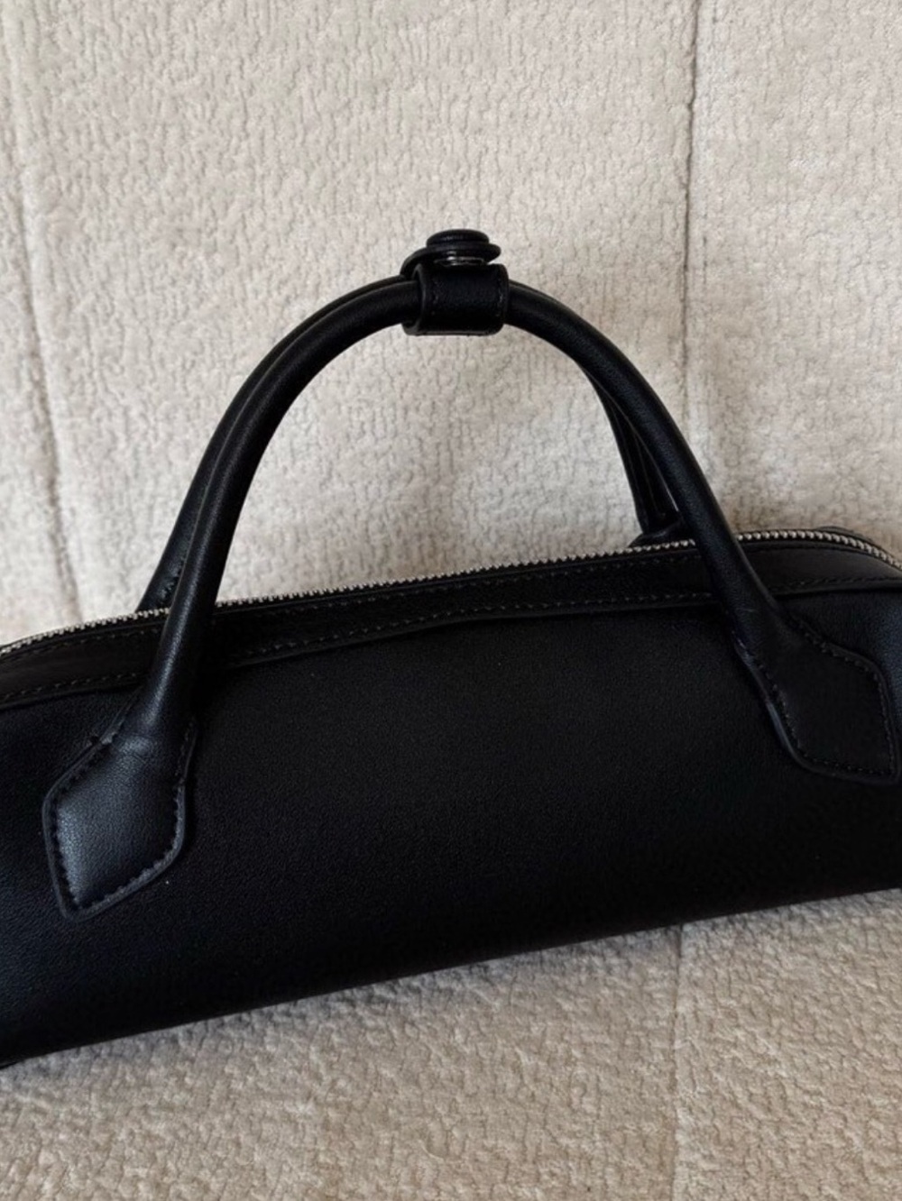 Alaia Black Leather Top-Handle Bag - Picture 3 of 6